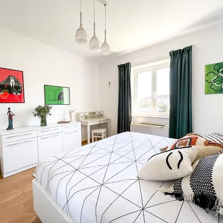 Melisa With Balcony & Free Parking Apartment Dubrovnik