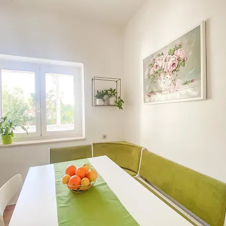 Melisa With Balcony & Free Parking Apartment Dubrovnik