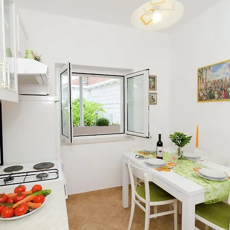 Melisa Apartman *